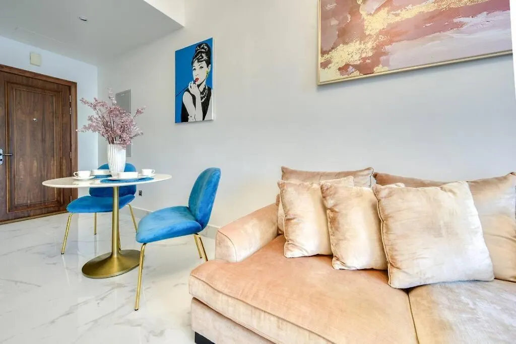 Downtown Beautiful 1Bed With Outdoor Garden Apartamento Dubai 0*,  Emirados Árabes Unidos